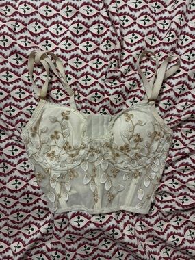 (never been worn) Embroidered Lace Bustier Crop Top - White:Gold
